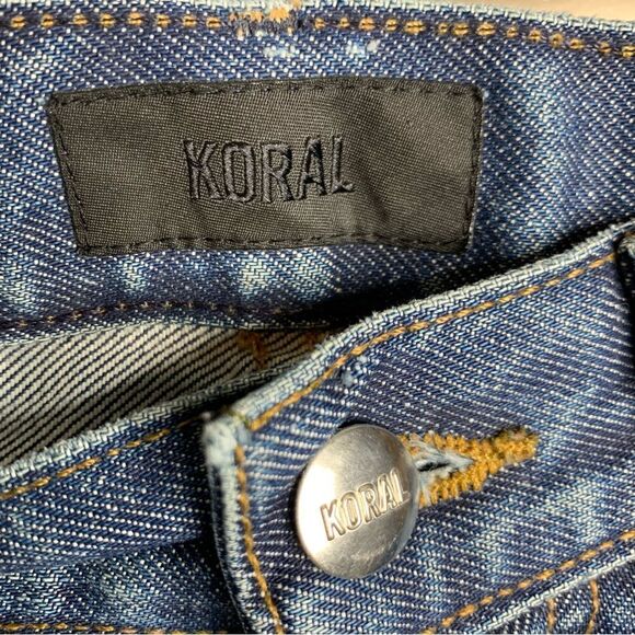 Koral skyscraper roll jean short mid rise - Picture 6 of 12